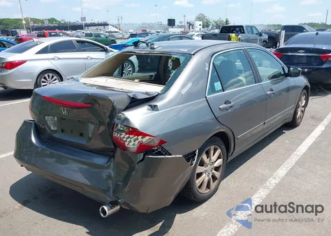 2006 Honda Accord 3.0 Ex z USA, uszkodzony, nr VIN 1HGCM66576A032410